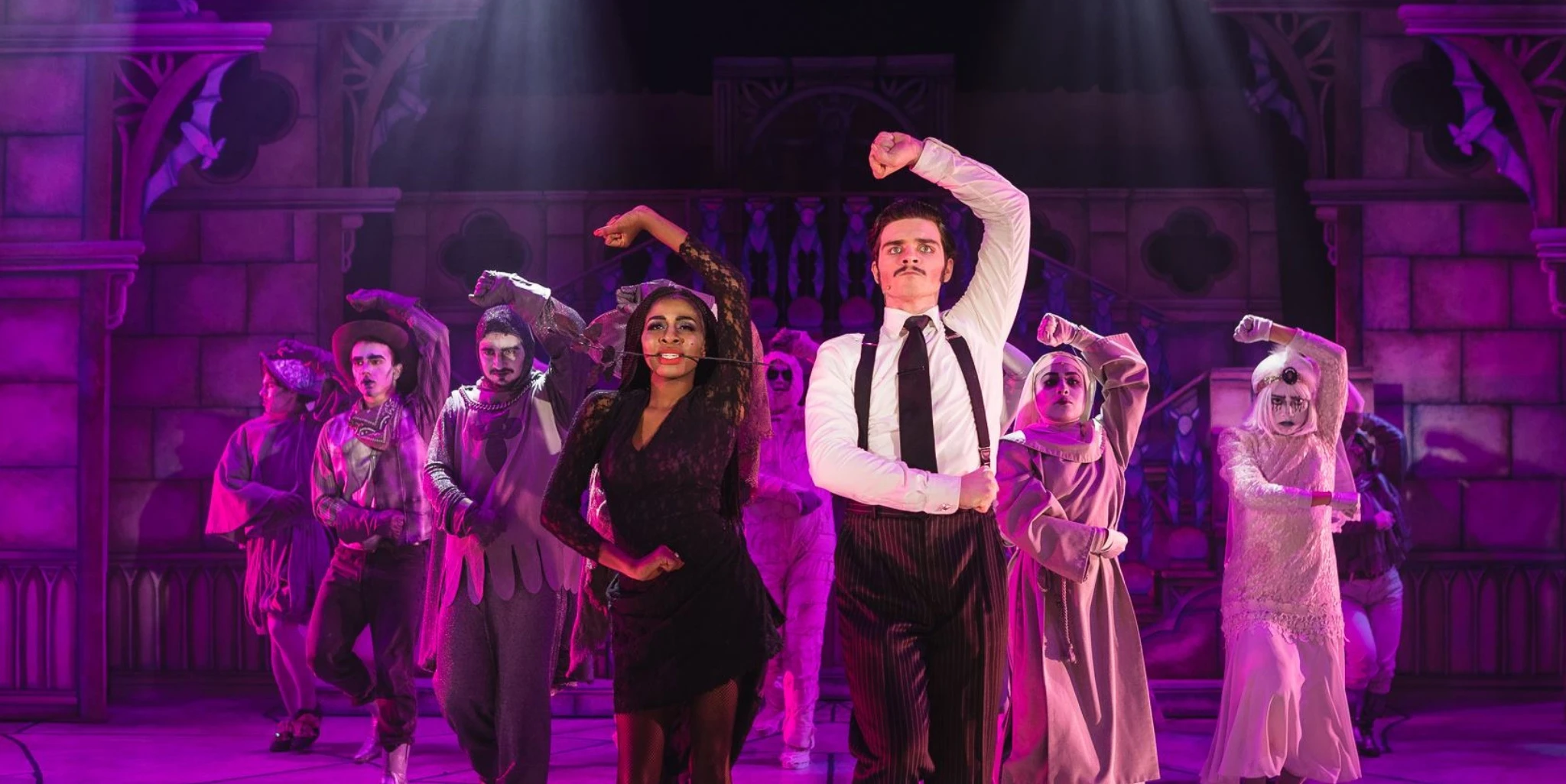 Christopher Russel conducting