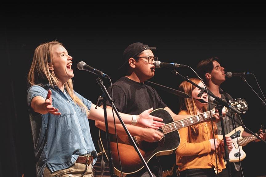 students singing